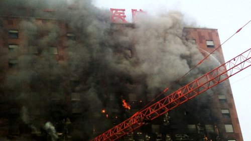 河南焦作解放军91中心医院失火 幸无人员伤亡